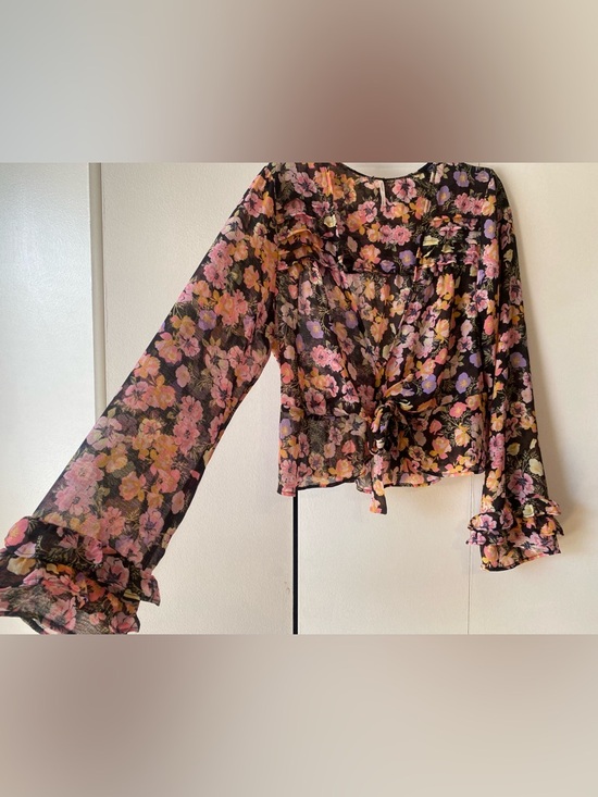 Flirty n Fun Free People Floral Maybel Blouse Sheer Long Ruffle Sleeves Medium - Picture 2 of 8